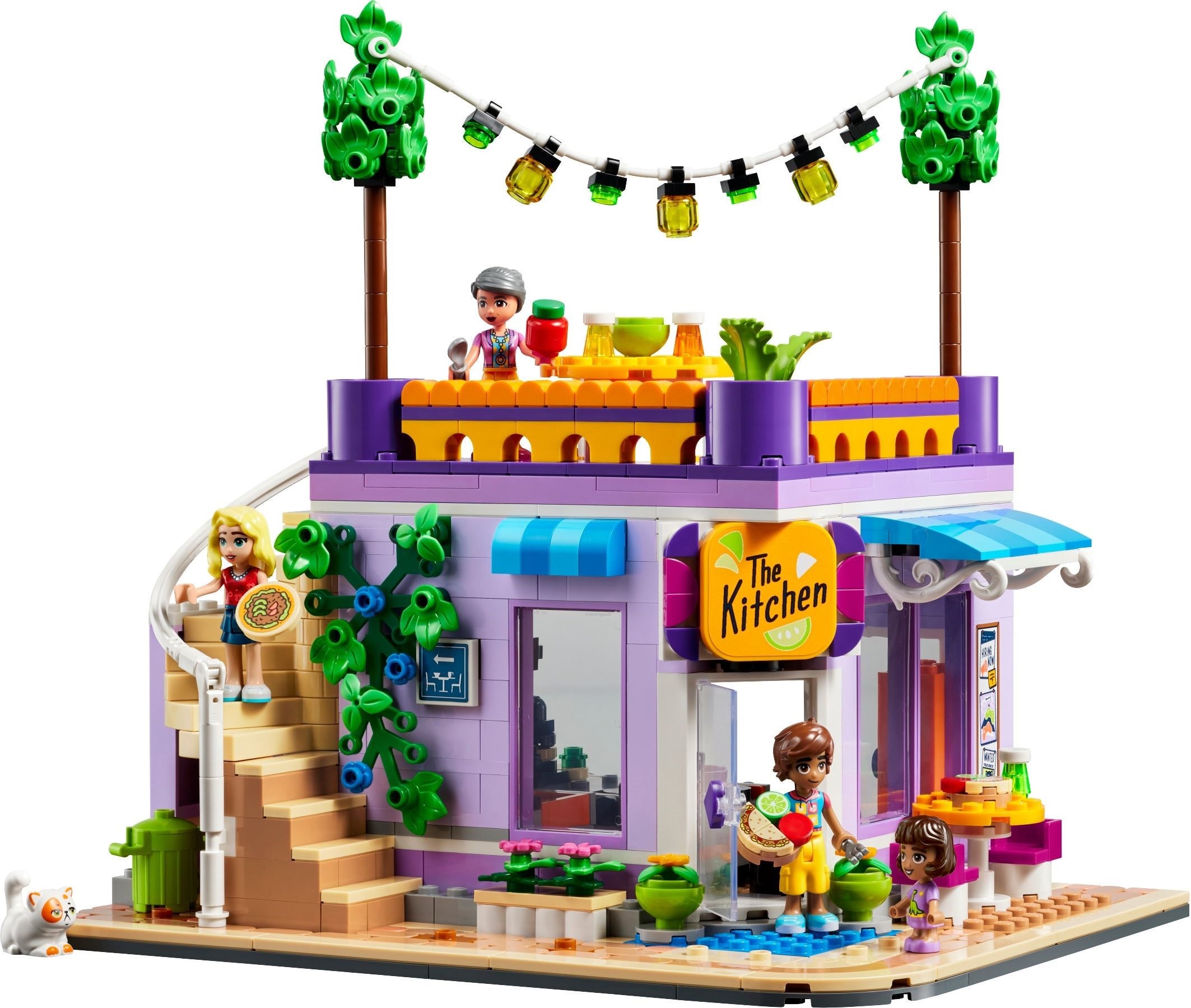 LEGO® Heartlake City shared kitchen