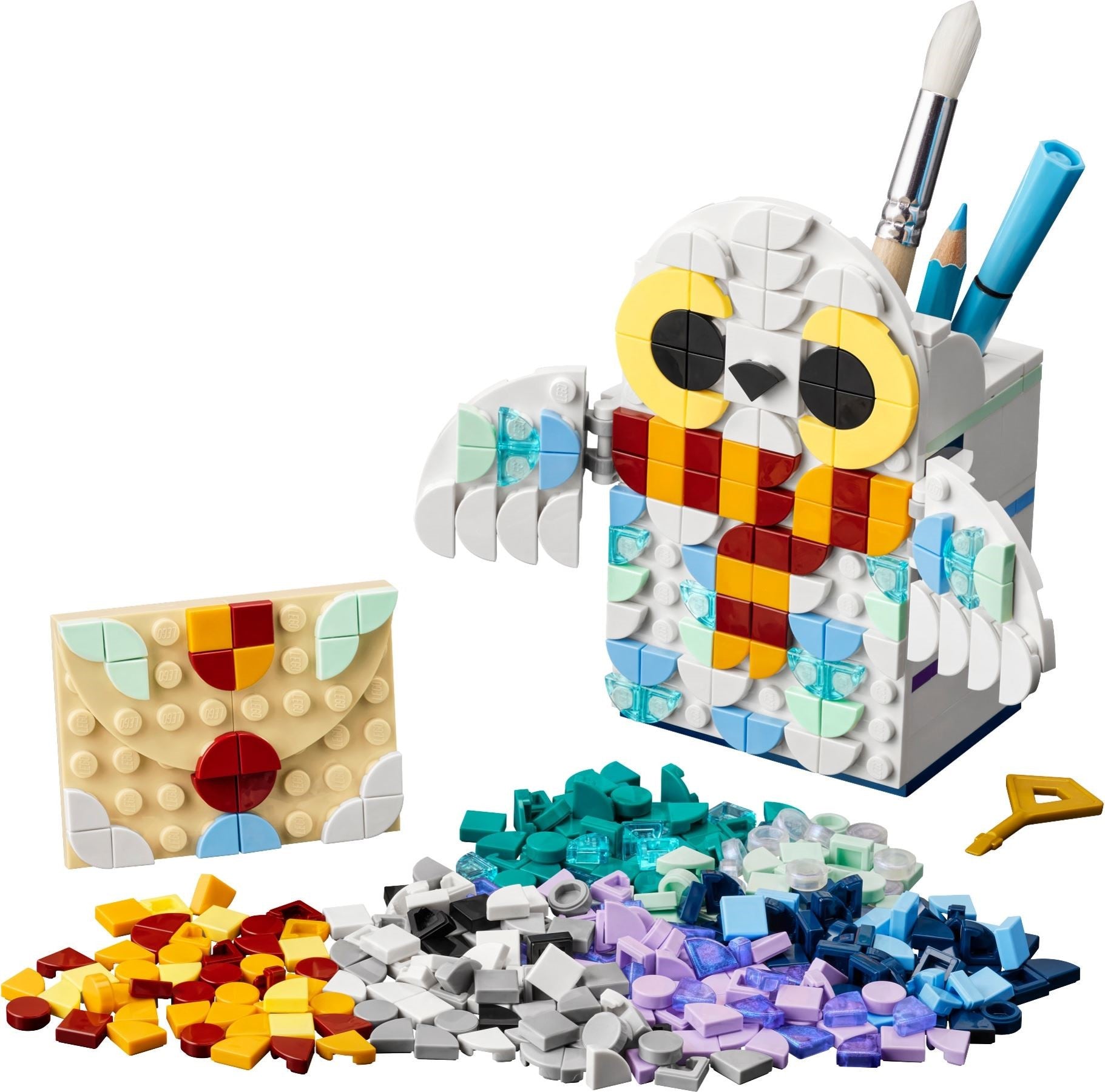 LEGO® Hedwig™ pencil holder