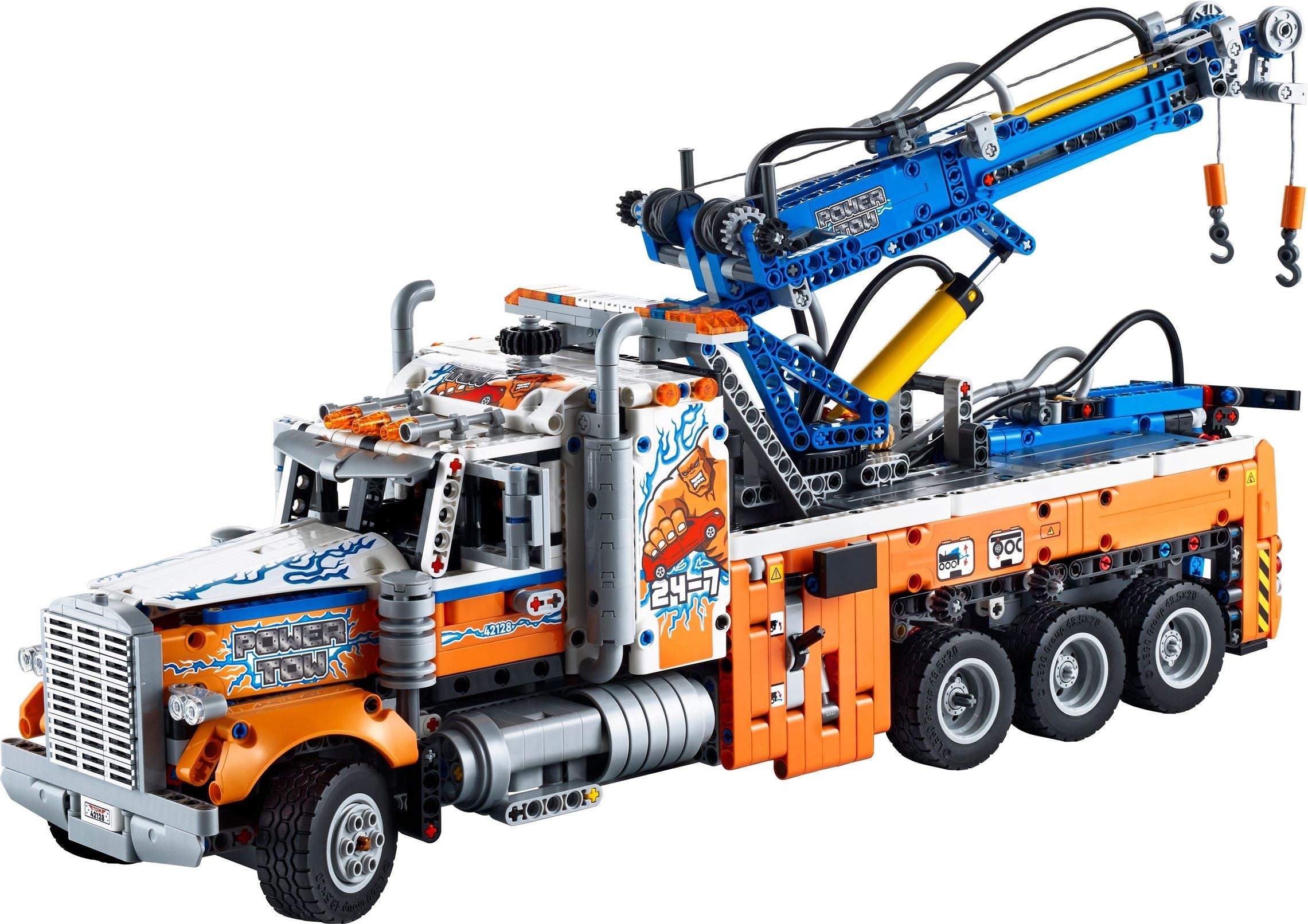 LEGO® heavy-duty tow truck